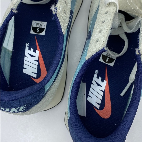 Women’s Nike Daybreak - Picture 6 of 10